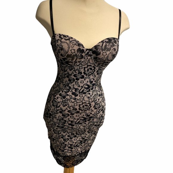 MARILYN MONROE Nightie or Bodycon Slip Stretchy Lingerie ***Fits Medium - Picture 3 of 13